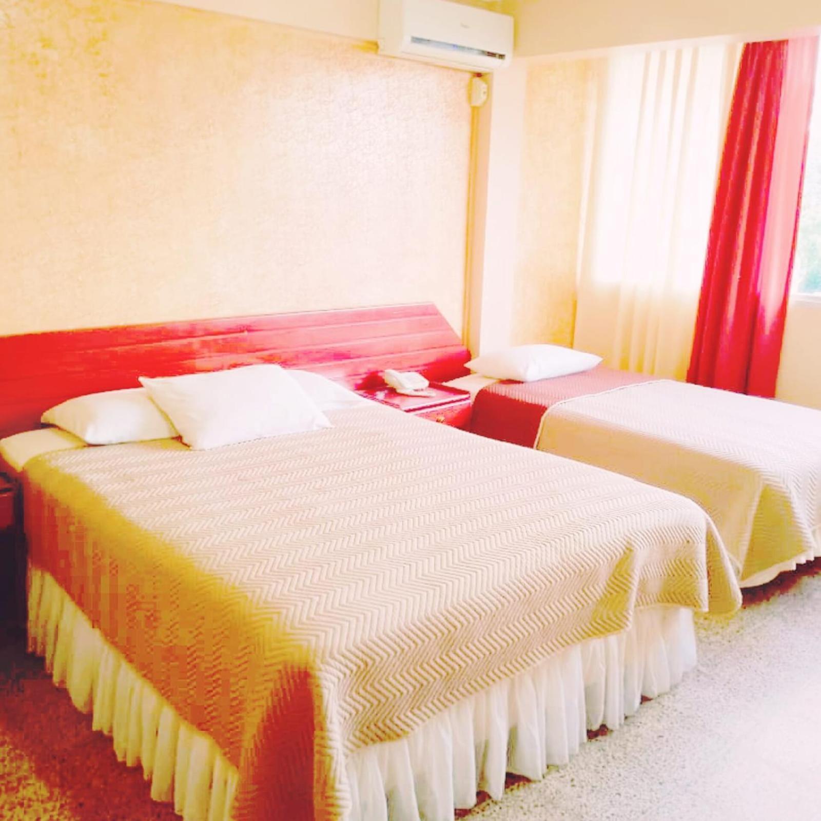 Hotel 7 Calles Santa Cruz de La Sierra Kültér fotó